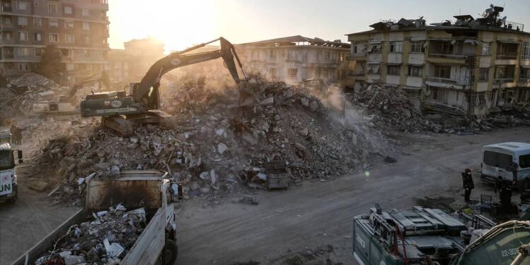 deprem felaket defne
